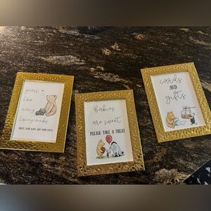 Pooh baby shower decor